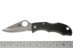 Spyderco Ladybug LBKP3 Pocket Knife -Knifeshop SPLBKP3 06 spyderco ladybug pe frn vg10 splbkp3 d6