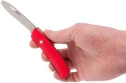 Swiza J02 Junior Swiss Pocket Knife, Red -Knifeshop SZJ02 RD 05 swiza szj02 rd 05