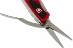 Victorinox RangerGrip 71 Gardener 10 Victorinox RangerGrip 71 Gardener -Knifeshop VT0 9713 C 03 victorinox rangergrip 71 gardener vt0 9713 c d3